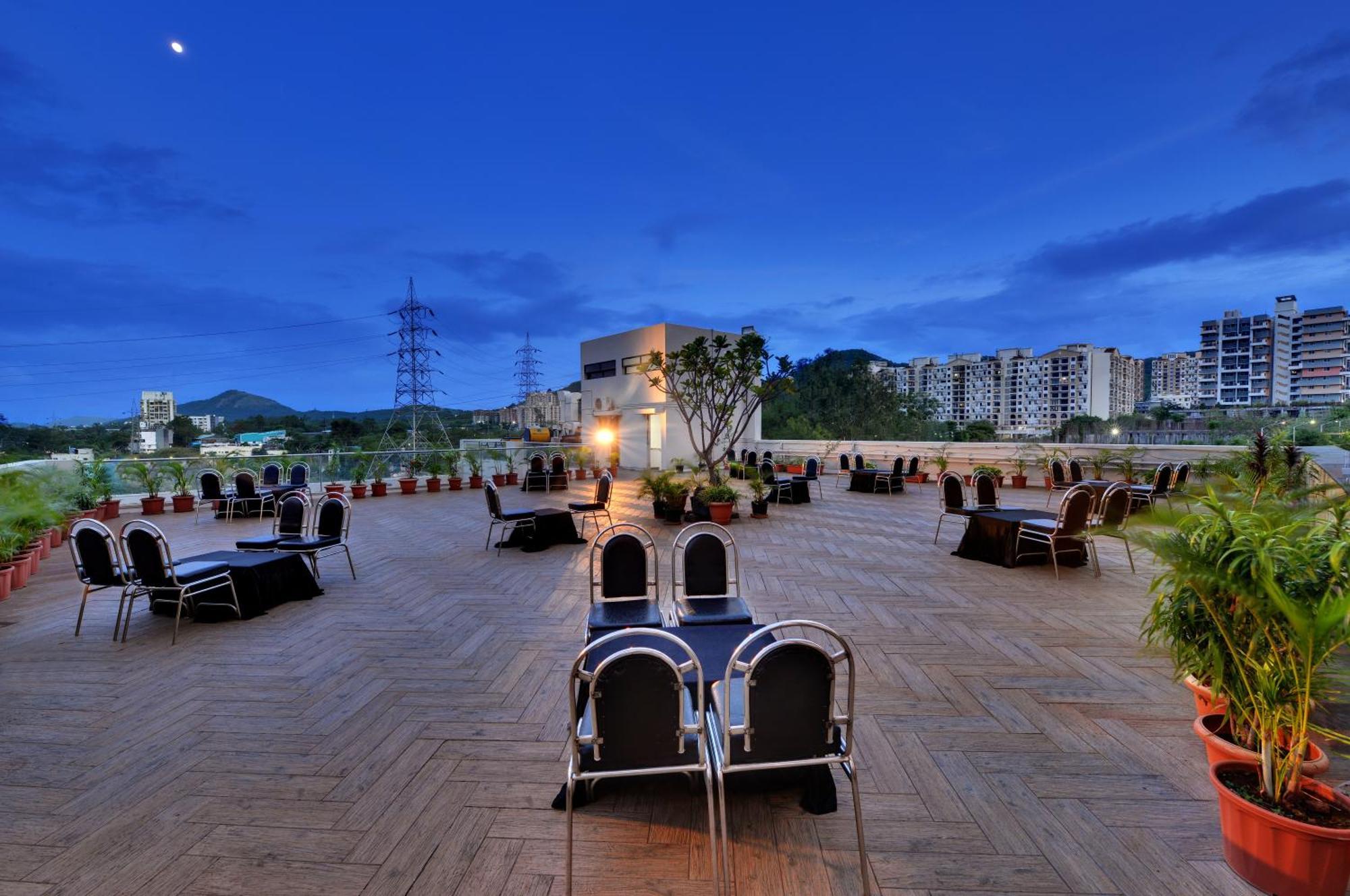 The Fern Residency, Vadgaon - Talegaon, Pune Экстерьер фото