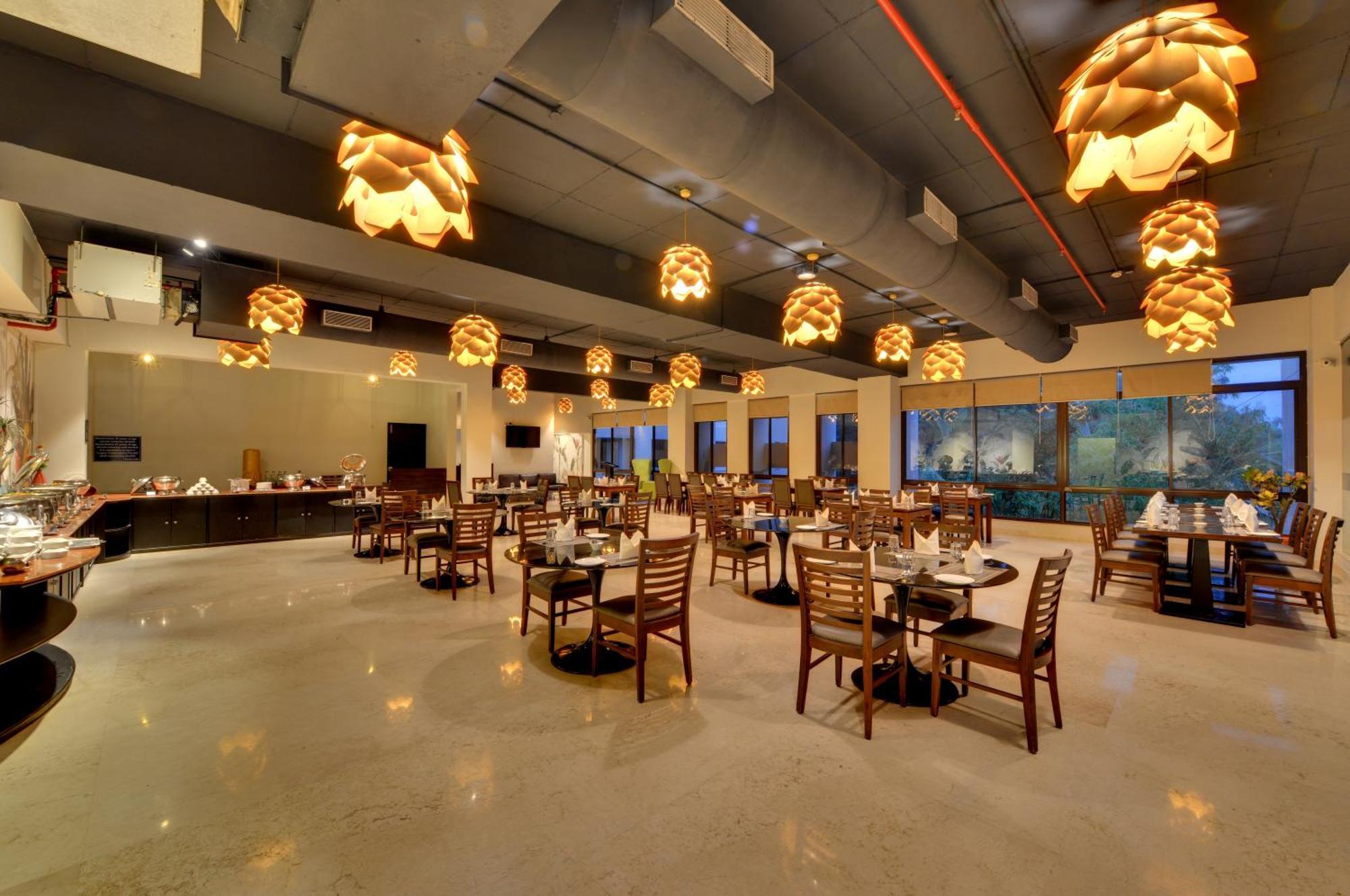 The Fern Residency, Vadgaon - Talegaon, Pune Экстерьер фото