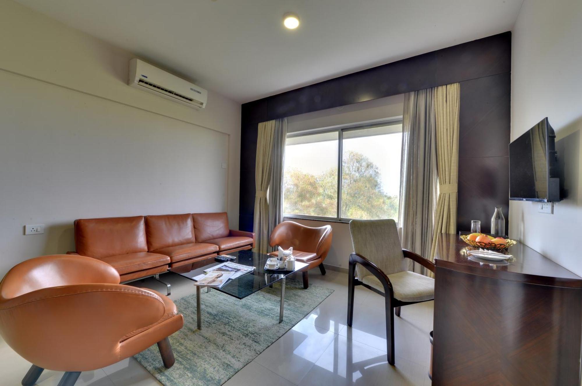 The Fern Residency, Vadgaon - Talegaon, Pune Экстерьер фото